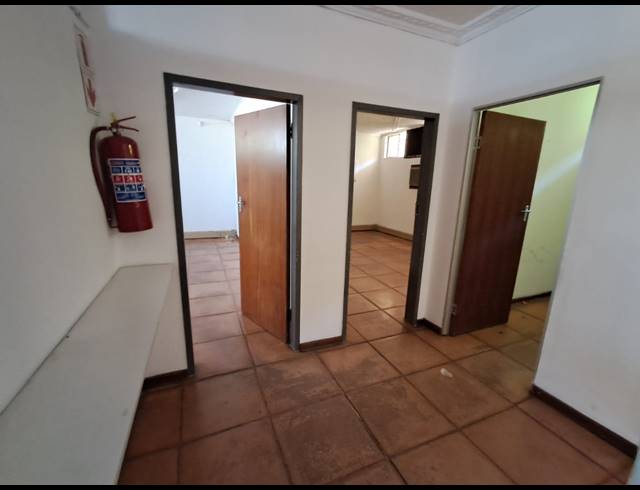 114M² MEDICAL SUITE FOR SALE IN VEREENIGING CENTRAL